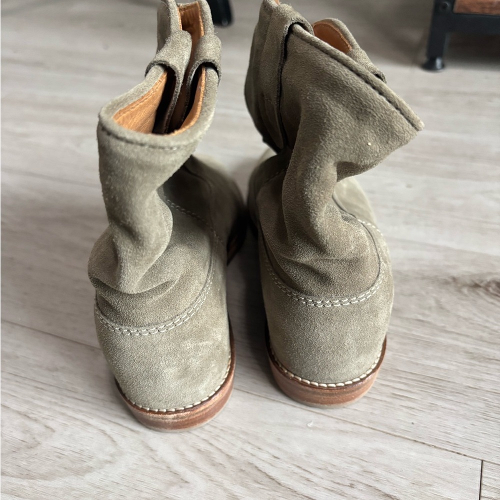 Isabel Marant Crisi suede ankle boot in an olive green - Picture 3 of 8